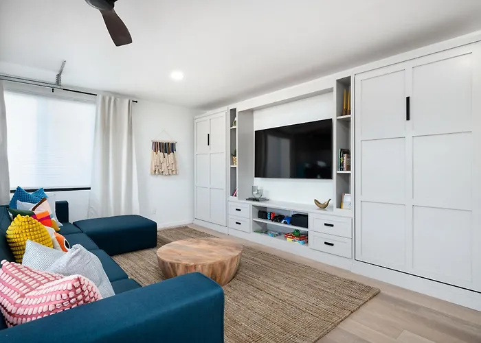 Beautifully Designed W Pool For Families And Groups Holiday home *