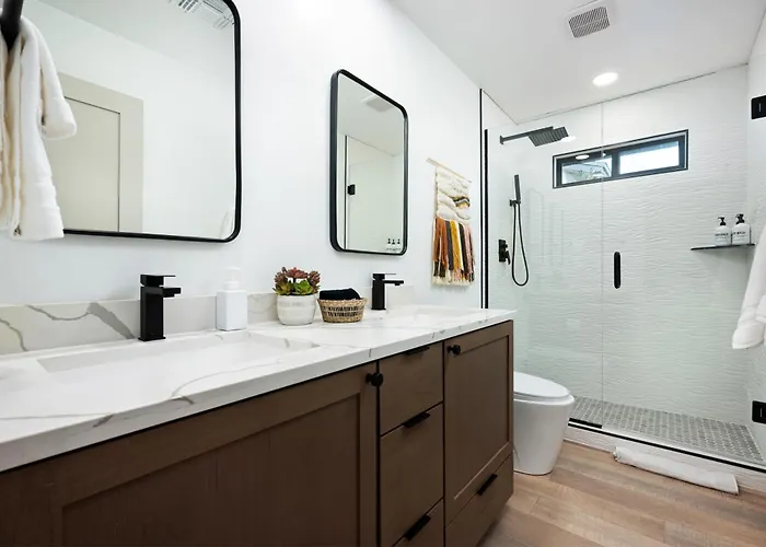 Beautifully Designed W Pool For Families And Groups Scottsdale