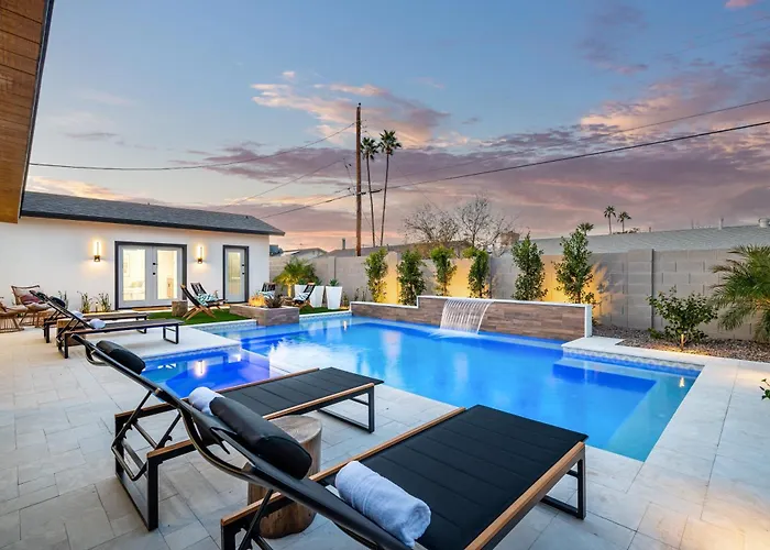 Beautifully Designed W Pool For Families And Groups *