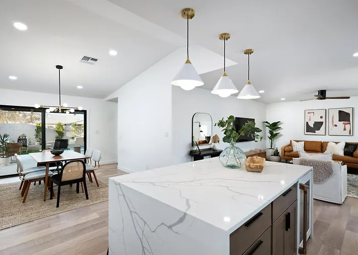 Beautifully Designed W Pool For Families And Groups Scottsdale